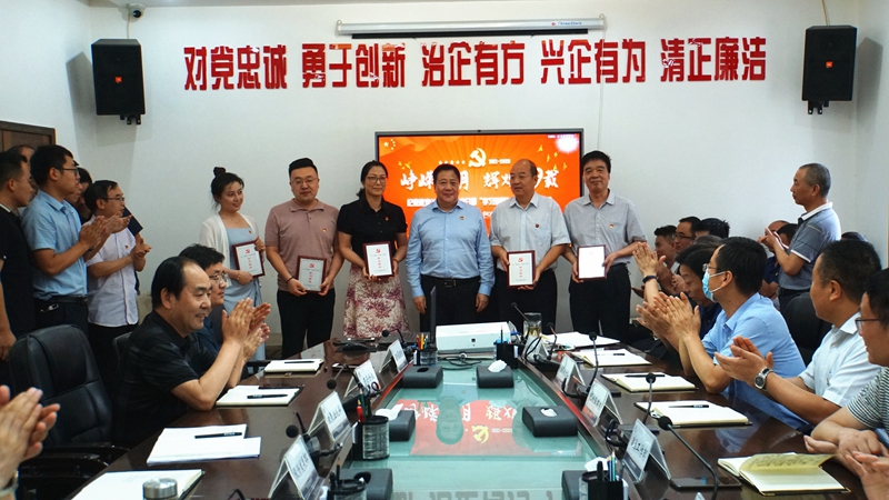 1593598572143769.jpg 部室.jpg